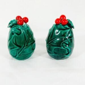 Vintage Lefton's Holly Berry Salt and Pepper‎ Shaker Set New W Tags Christmas